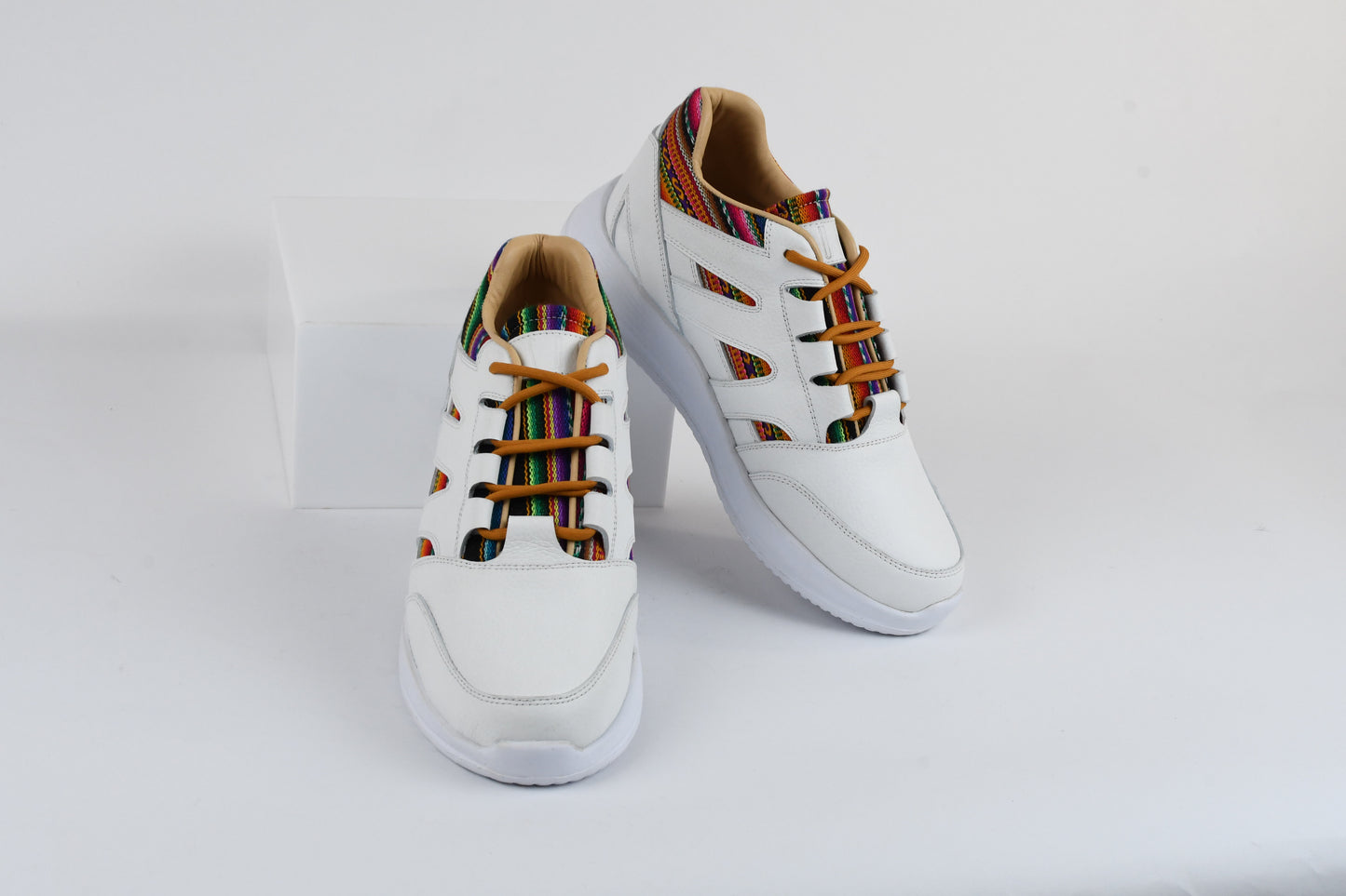 Zapatilla Musoq el regreso - Blanca