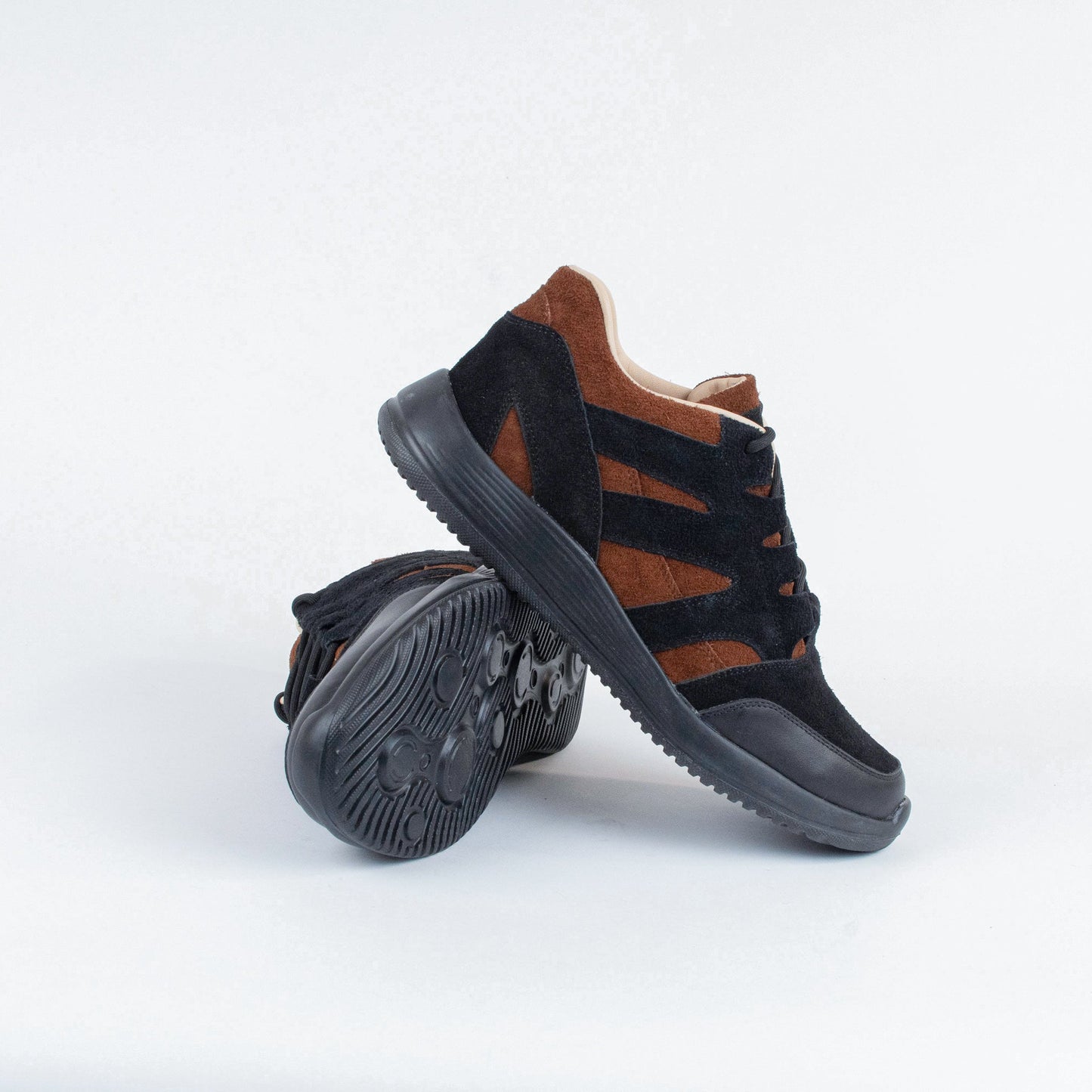 Zapatilla Musoq Negro / cobre